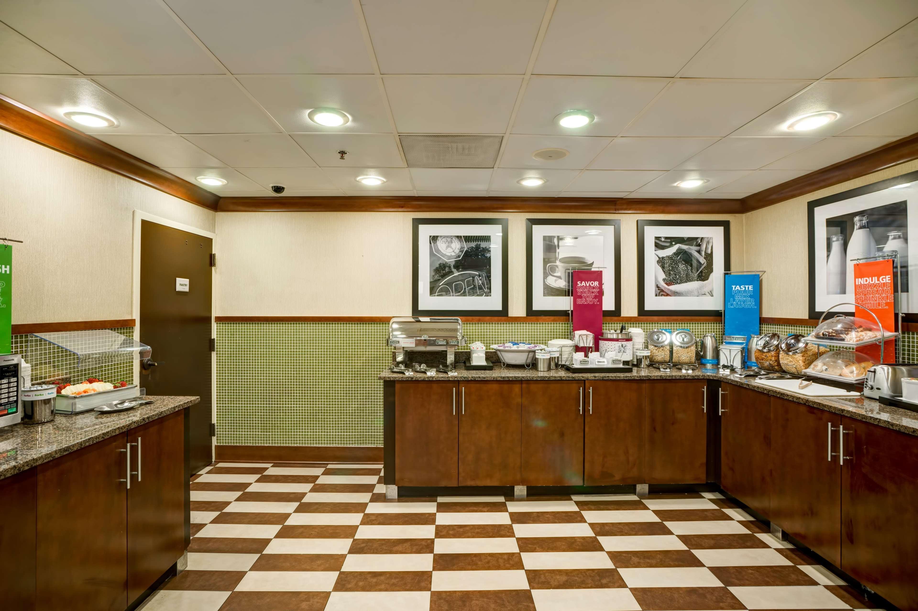 Hampton Inn Birmingham/Mountain Brook Екстер'єр фото