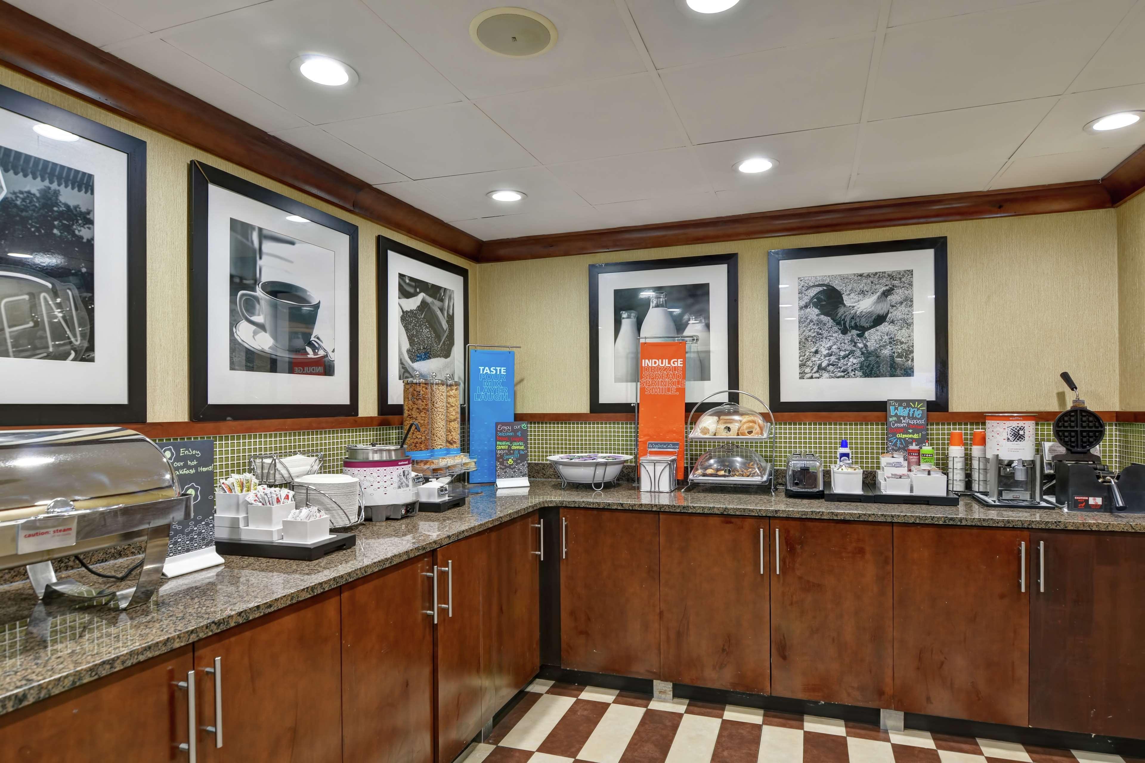 Hampton Inn Birmingham/Mountain Brook Екстер'єр фото