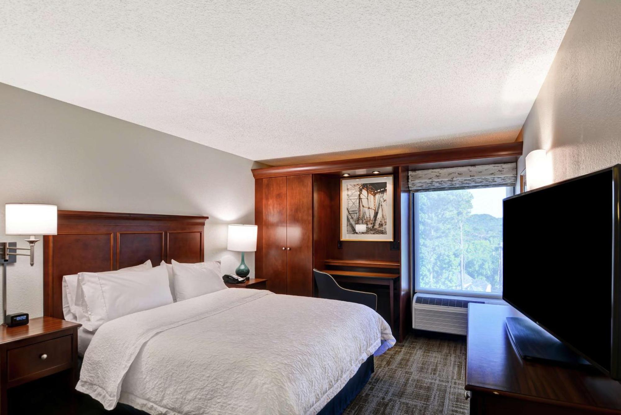 Hampton Inn Birmingham/Mountain Brook Екстер'єр фото