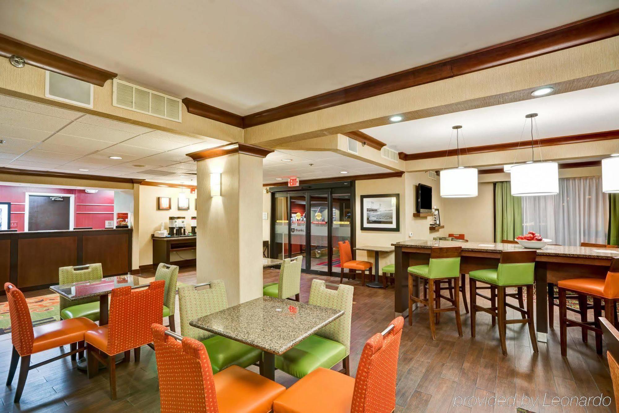 Hampton Inn Birmingham/Mountain Brook Екстер'єр фото